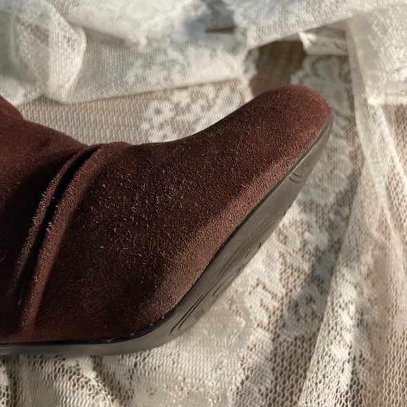 Jessica Simpson suede  heeled boots, brown, 7.5 - Picture 10 of 11